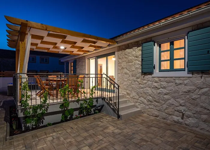 Hacienda Gasparovic Вилла Сукошан